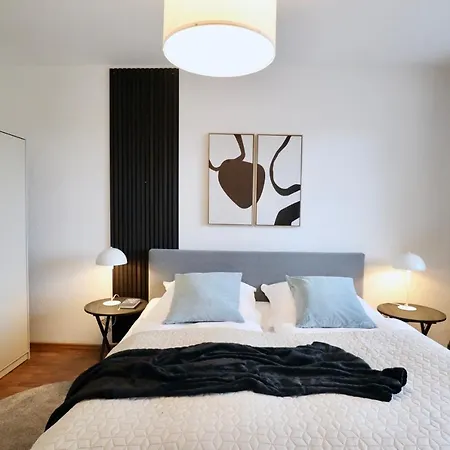 Sabe Apartment: Balcony + Free Parking + Netflix Апартаменты Вупперталь